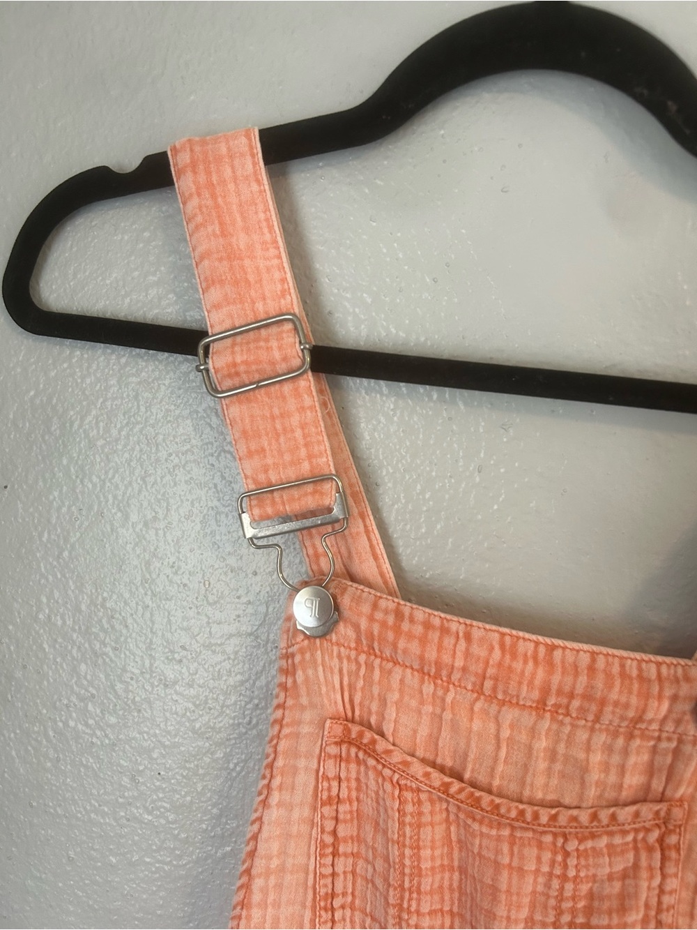 Anthropologie pilcro overall shorts - Picture 4 of 9